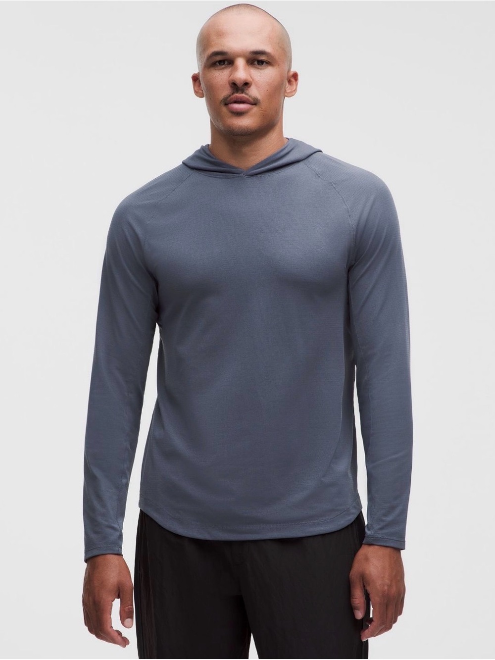 lululemon athletica Men's Hooded Long-Sleeve Shirt - Slate Blue Gray